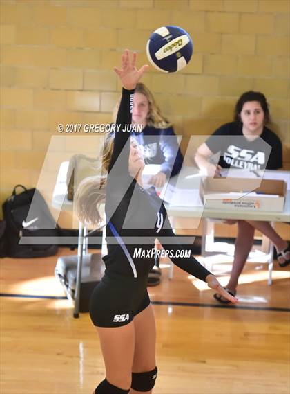 Thumbnail 2 in St. Thomas More vs. St. Scholastica photogallery.