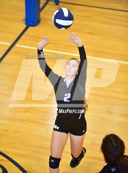 Thumbnail 1 in St. Thomas More vs. St. Scholastica photogallery.