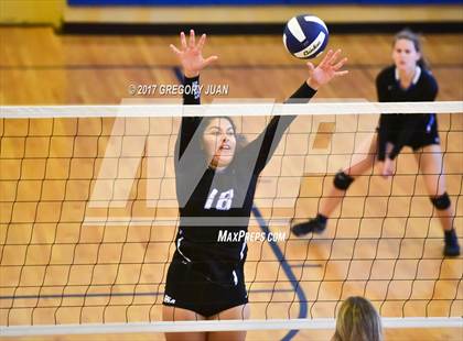 Thumbnail 3 in St. Thomas More vs. St. Scholastica photogallery.