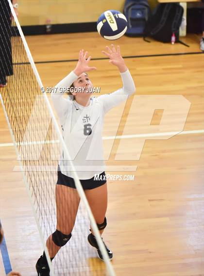 Thumbnail 2 in St. Thomas More vs. St. Scholastica photogallery.