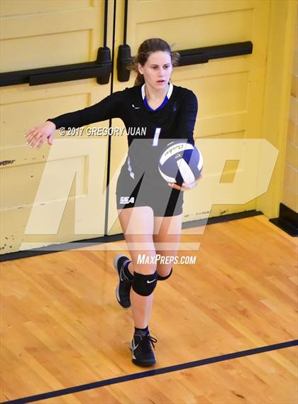 Thumbnail 3 in St. Thomas More vs. St. Scholastica photogallery.
