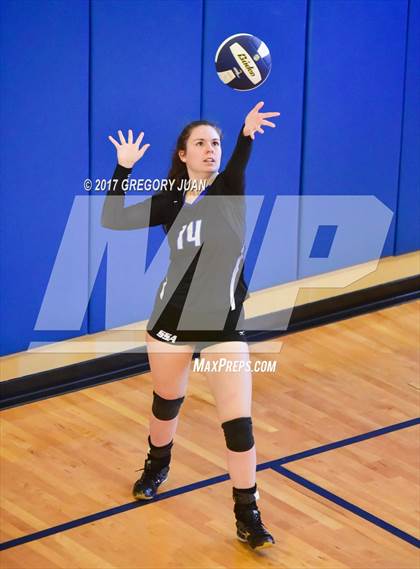 Thumbnail 1 in St. Thomas More vs. St. Scholastica photogallery.