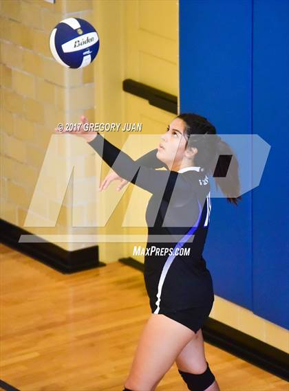 Thumbnail 2 in St. Thomas More vs. St. Scholastica photogallery.