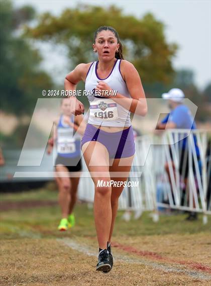 Thumbnail 1 in UIL Cross Country 4A Finals (3200m) photogallery.
