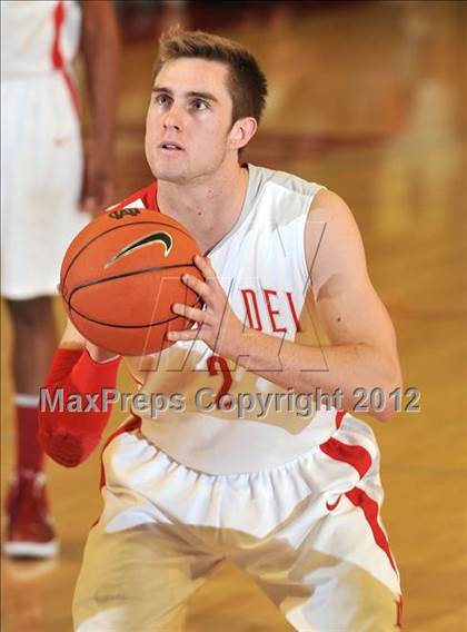 Thumbnail 2 in St. John Bosco @ Mater Dei (Nike Extravaganza) photogallery.