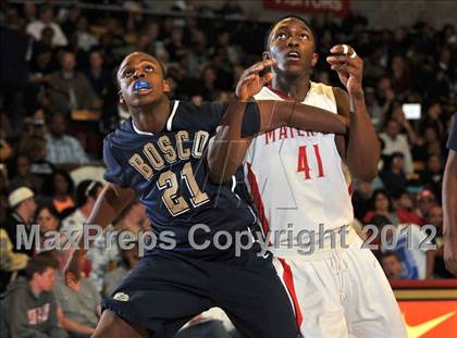 Thumbnail 2 in St. John Bosco @ Mater Dei (Nike Extravaganza) photogallery.