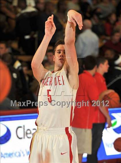 Thumbnail 2 in St. John Bosco @ Mater Dei (Nike Extravaganza) photogallery.