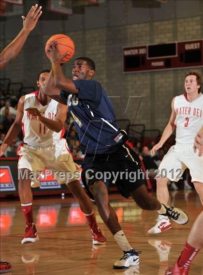 Thumbnail 3 in St. John Bosco @ Mater Dei (Nike Extravaganza) photogallery.