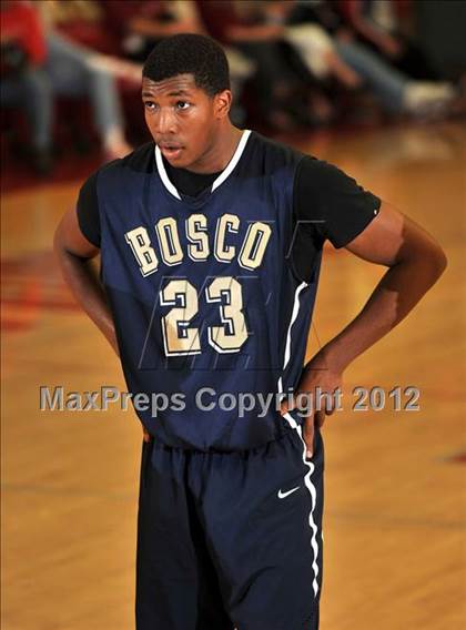 Thumbnail 2 in St. John Bosco @ Mater Dei (Nike Extravaganza) photogallery.