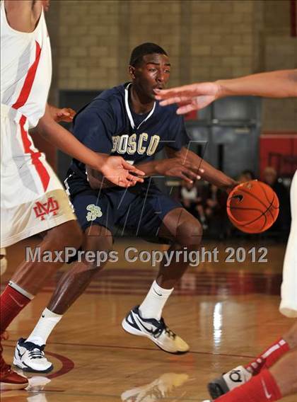 Thumbnail 3 in St. John Bosco @ Mater Dei (Nike Extravaganza) photogallery.