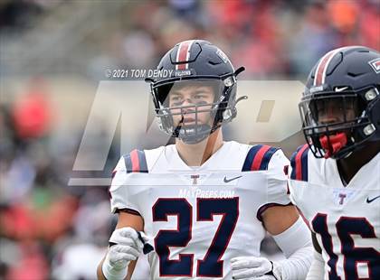 Thumbnail 2 in Tompkins @ North Shore (UIL 6A Regional Playoff) photogallery.