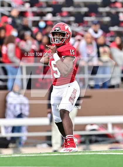 Thumbnail 3 in Tompkins @ North Shore (UIL 6A Regional Playoff) photogallery.