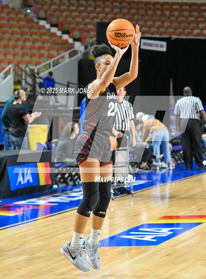 Thumbnail 3 in Gilbert vs. Hamilton (AIA 6A Final) photogallery.