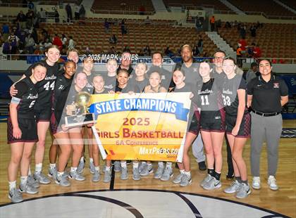 Thumbnail 3 in Gilbert vs. Hamilton (AIA 6A Final) photogallery.