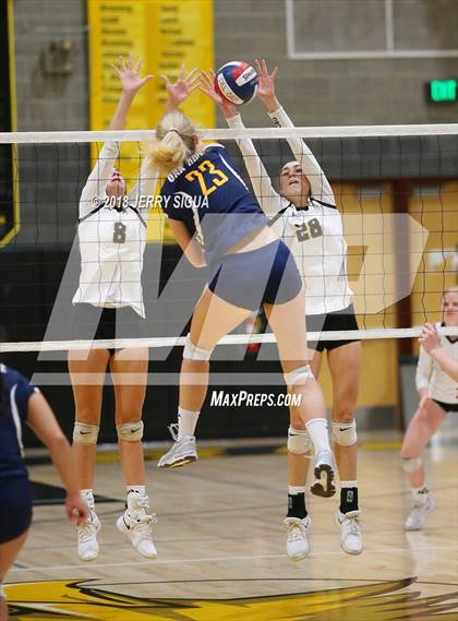 Thumbnail 2 in Oak Ridge @ Del Oro photogallery.