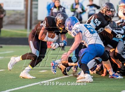 Thumbnail 2 in Sedro-Woolley vs. Hockinson (WIAA 2A Quarterfinal) photogallery.