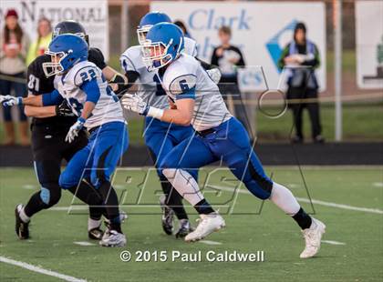 Thumbnail 2 in Sedro-Woolley vs. Hockinson (WIAA 2A Quarterfinal) photogallery.