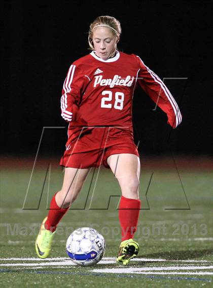 Thumbnail 2 in Penfield vs. Webster Thomas (Section 5 Class AA Semifinal) photogallery.