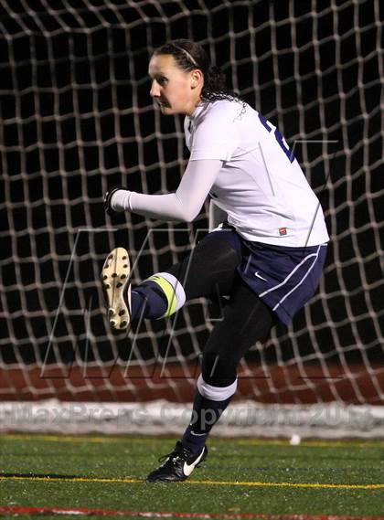 Thumbnail 2 in Penfield vs. Webster Thomas (Section 5 Class AA Semifinal) photogallery.