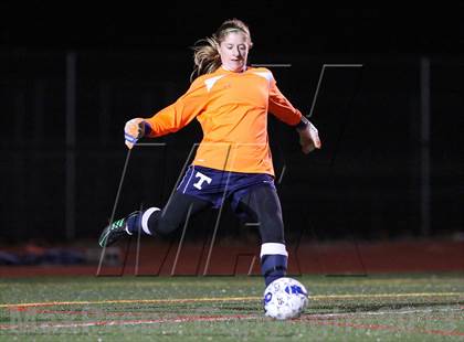 Thumbnail 2 in Penfield vs. Webster Thomas (Section 5 Class AA Semifinal) photogallery.
