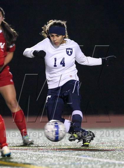 Thumbnail 1 in Penfield vs. Webster Thomas (Section 5 Class AA Semifinal) photogallery.
