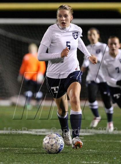 Thumbnail 3 in Penfield vs. Webster Thomas (Section 5 Class AA Semifinal) photogallery.