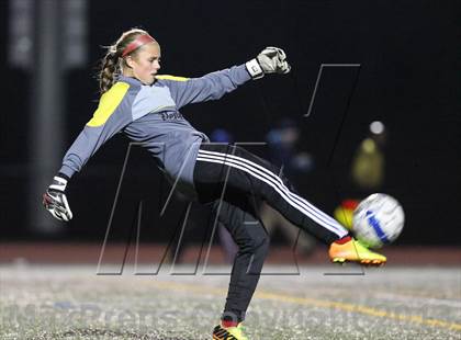 Thumbnail 2 in Penfield vs. Webster Thomas (Section 5 Class AA Semifinal) photogallery.