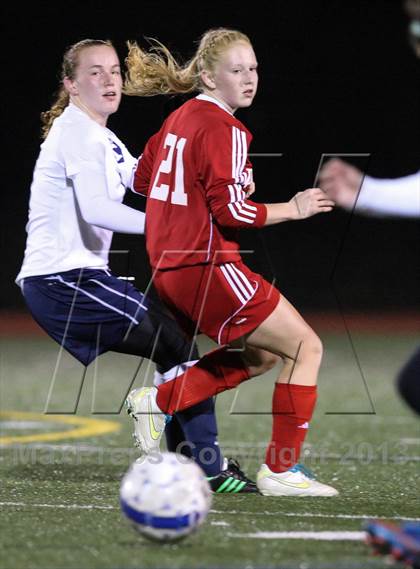 Thumbnail 1 in Penfield vs. Webster Thomas (Section 5 Class AA Semifinal) photogallery.