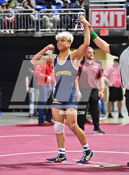 Thumbnail 1 in UIL 5A/6A State Championships - Session 2 photogallery.