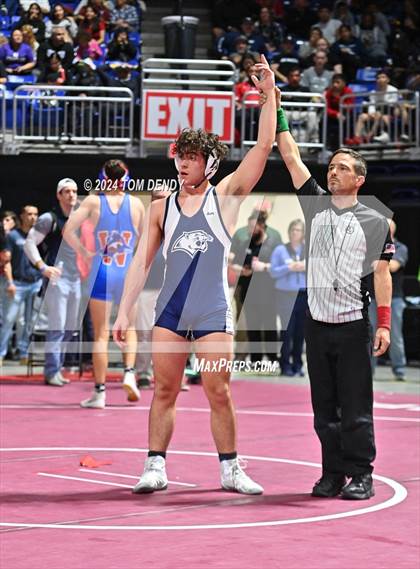 Thumbnail 2 in UIL 5A/6A State Championships - Session 2 photogallery.