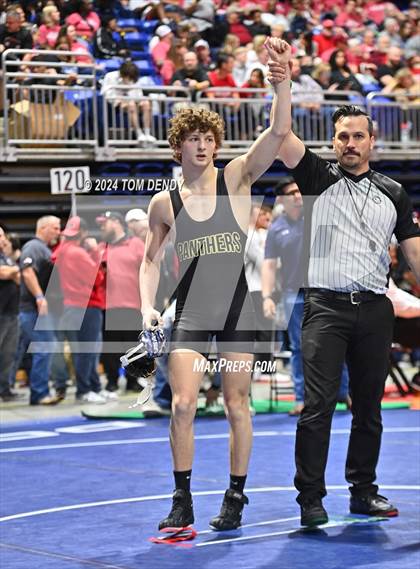 Thumbnail 3 in UIL 5A/6A State Championships - Session 2 photogallery.