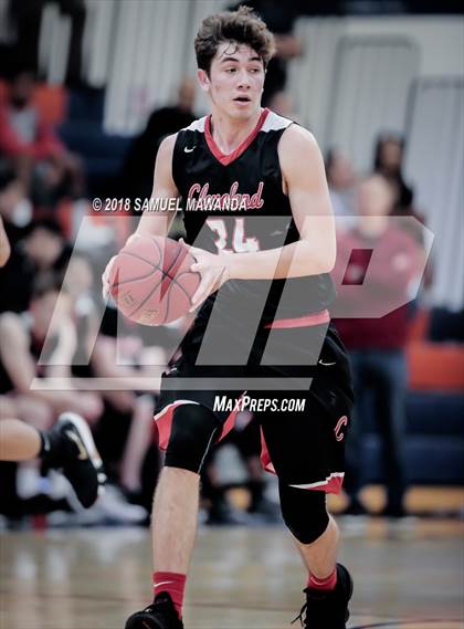 Thumbnail 2 in Chaminade vs Cleveland photogallery.