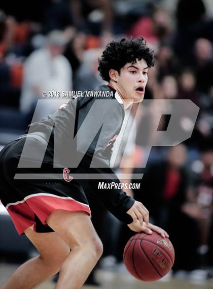 Thumbnail 2 in Chaminade vs Cleveland photogallery.