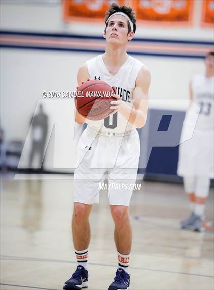 Thumbnail 3 in Chaminade vs Cleveland photogallery.