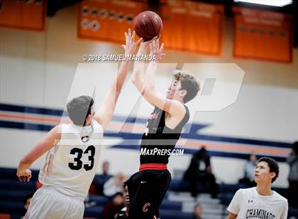Thumbnail 3 in Chaminade vs Cleveland photogallery.