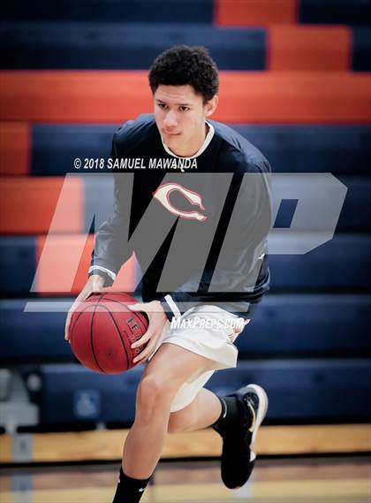 Thumbnail 1 in Chaminade vs Cleveland photogallery.