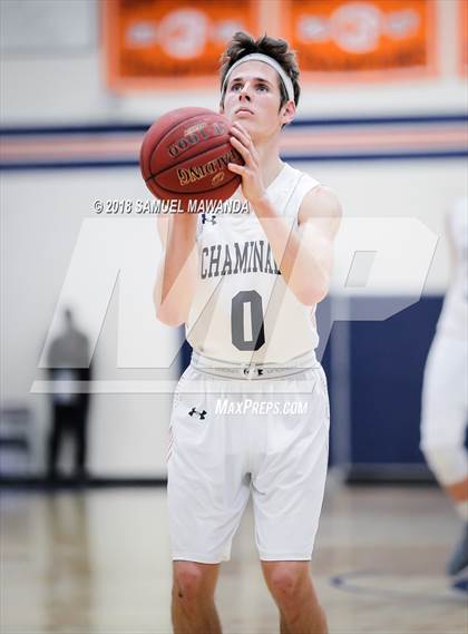 Thumbnail 1 in Chaminade vs Cleveland photogallery.