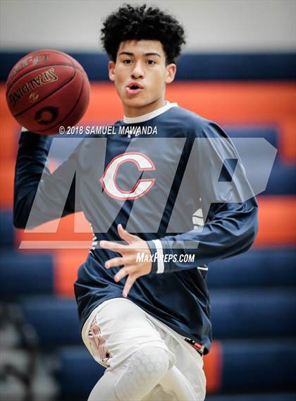 Thumbnail 3 in Chaminade vs Cleveland photogallery.