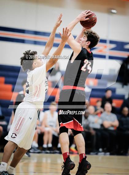 Thumbnail 3 in Chaminade vs Cleveland photogallery.