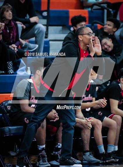 Thumbnail 3 in Chaminade vs Cleveland photogallery.
