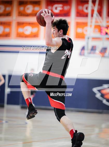 Thumbnail 3 in Chaminade vs Cleveland photogallery.
