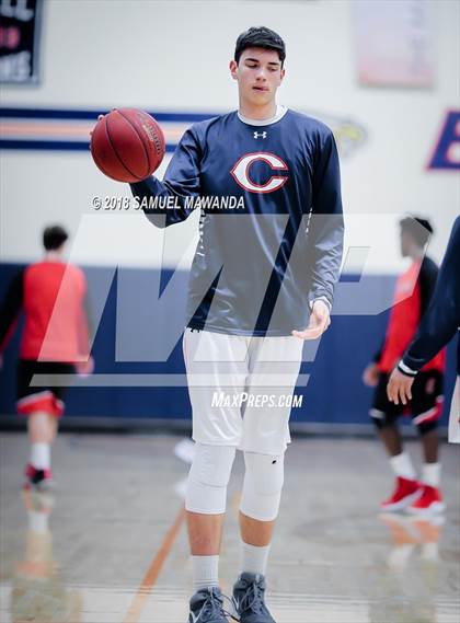 Thumbnail 3 in Chaminade vs Cleveland photogallery.