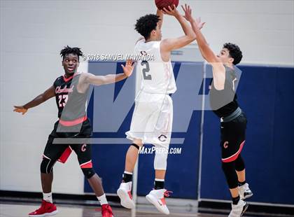 Thumbnail 2 in Chaminade vs Cleveland photogallery.
