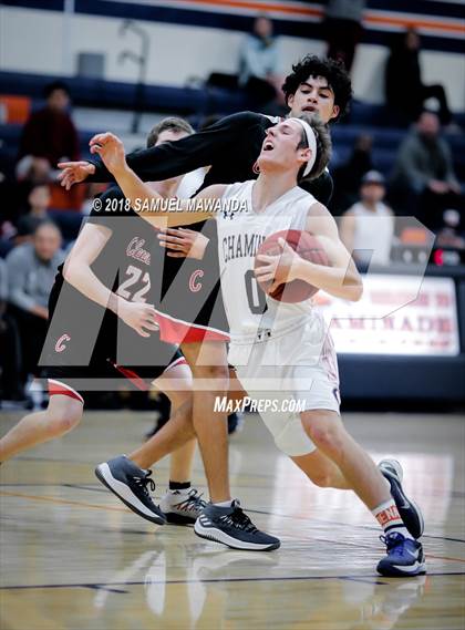 Thumbnail 3 in Chaminade vs Cleveland photogallery.
