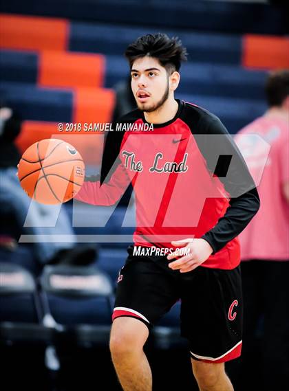 Thumbnail 2 in Chaminade vs Cleveland photogallery.