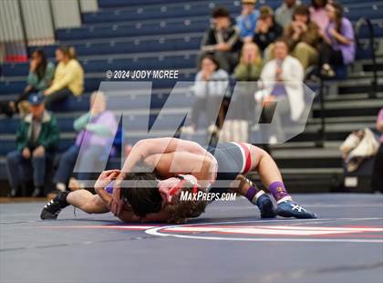 Thumbnail 1 in DeSoto Central vs Lewisburg photogallery.