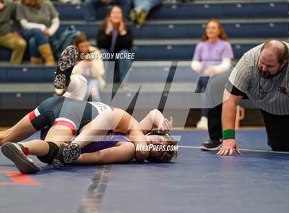 Thumbnail 1 in DeSoto Central vs Lewisburg photogallery.