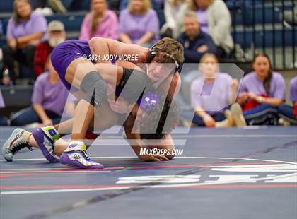 Thumbnail 1 in DeSoto Central vs Lewisburg photogallery.