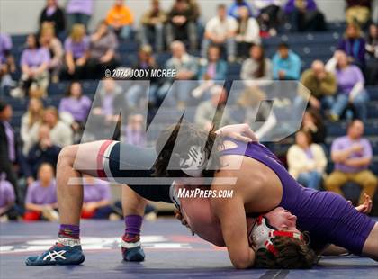 Thumbnail 2 in DeSoto Central vs Lewisburg photogallery.