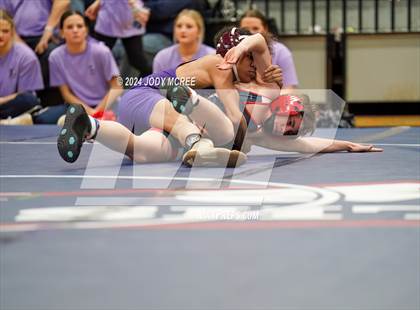 Thumbnail 1 in DeSoto Central vs Lewisburg photogallery.